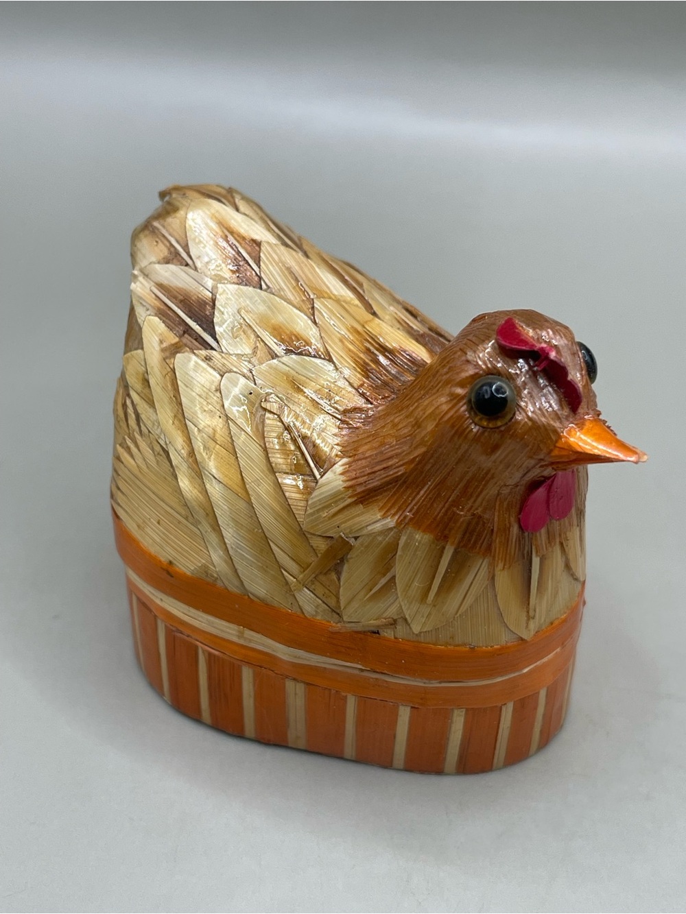 VINTAGE CHICKEN FIGURINE TRINKET JEWELRY BOX